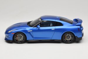 Nissan GT-R R35 Skyline Edition Bayside Blue GT Spirit 1:18 GT521 Resin — Bild 3 von 6