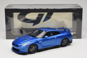 Nissan GT-R R35 Skyline Edition Bayside Blue GT Spirit 1:18 GT521 Resin — Bild 6 von 6