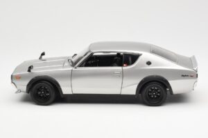Nissan Skyline 2000 GT-R KPGC110 Silber Kyosho 1:18 08255S Druckguss — Bild 4 von 8