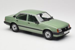 Opel Ascona C Metallic Light Green MCG 1:18 MCG18458 Druckguss — Bild 4 von 6