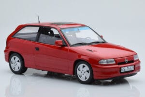 Opel Astra F GSi Rot Norev 1:18 183672 Druckguss — Bild 4 von 6