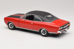 Opel Commodore GS/E Rot Revell 1:18 8826 Druckguss — Bild 7 von 8