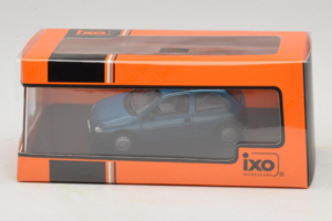 Opel Corsa B Swing Blau IXO 1:43 CLC581N Druckguss — Bild 4 von 4
