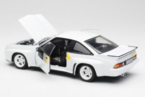 Opel Manta 400 Homologation Weiß Revell 1:18 8819 Druckguss — Bild 5 von 8
