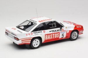 Opel Manta 400 #5 G. Colsoul Rally Ypres 1985 IXO 1:18 18RMC134 Druckguss — Bild 2 von 6