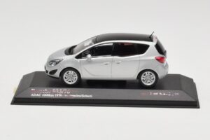 Opel Meriva B Silber Metallic Minichamps 1:43 400040000 Druckguss