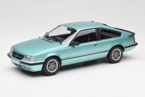 Opel Monza 2.5 E Beryll Grün Norev 1:18 183643 Druckguss