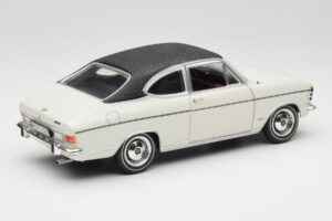 Opel Olympia A Coupe Weiß Schwarz Revell 1:18 8446 Druckguss — Bild 3 von 8