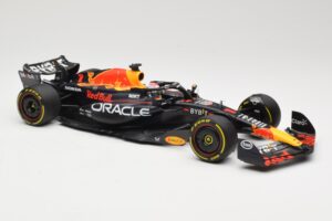 Oracle Red Bull Racing RB19 #1 M. Verstappen Winner Italian GP 2023 Minichamps 1:18 110231501 Druckguss — Bild 4 von 6