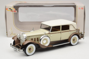 Packard Brewster Weiß Signature Models 1:18 PACKARD001 Druckguss — Bild 8 von 8
