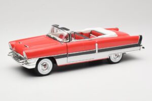 Packard Caribbean Cabriolet Rot American Mint 1:18 3042082 Druckguss