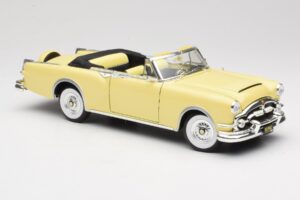 Packard Caribbean Cabriolet Gelb Road Signature 1:18 92798 Druckguss — Bild 6 von 8