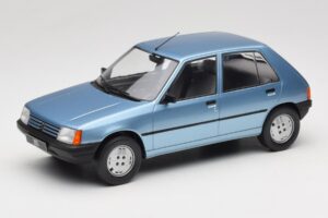 Peugeot 205 Blau MCG 1:18 MCG18491 Druckguss