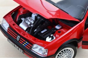 Peugeot 205 GTi 1.9 PTS Deco Vallelunga Rot Norev 1:18 184846 Druckguss — Bild 3 von 3