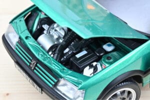 Peugeot 205 GTi Griffe Mit Glasschiebedach Grün Norev 1:18 184847 Druckguss — Bild 3 von 3