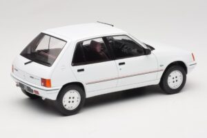 Peugeot 205 Weiß MCG 1:18 MCG18493 Druckguss — Bild 2 von 6