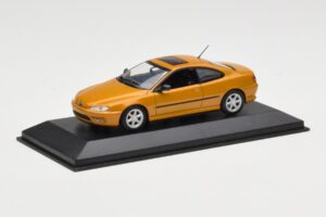 Peugeot 406 Coupe Gold Metallic Minichamps 1:43 430112628 Druckguss — Bild 2 von 4