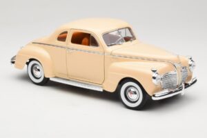 Plymouth Coupe Beige Road Signature 1:18 92398 Druckguss — Bild 6 von 8