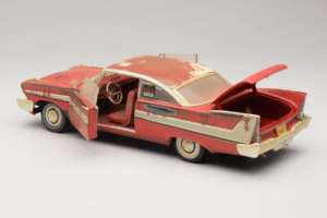 Plymouth Fury Rot Christine Schmutzige Version Auto World 1:18 AWSS119/06 Druckguss — Bild 5 von 8