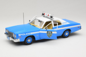 Plymouth Fury Police Pursuit New York Police Department GreenLight 1:18 19043 Druckguss — Bild 2 von 8