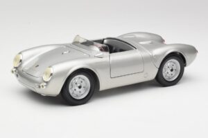 Porsche 550 A Spyder Silber Maisto 1:18 50314 Druckguss