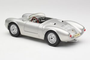 Porsche 550 A Spyder Silber Maisto 1:18 50314 Druckguss — Bild 7 von 8
