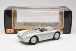 Porsche 550 A Spyder Silber Maisto 1:18 50314 Druckguss — Bild 8 von 8