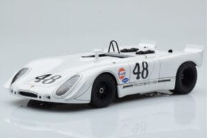 Porsche 908/02 #48 S. McQueen / P. Revson 12 Hours of Sebring 2nd Place Post Race Version 1970 AUTOart 1:18 87072 Druckguss