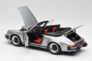 Porsche 911 930 Carrera 3.2 Cabriolet Grau Metallic Minichamps 1:18 100063034 Druckguss — Bild 5 von 8