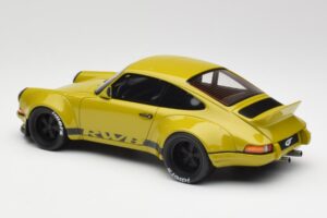 Porsche 911 930 RWB Classic Khaki GT Spirit 1:18 GT120 Resin — Bild 5 von 6