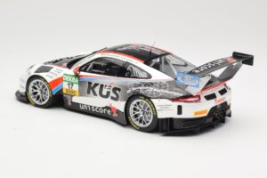 Porsche 911 991.2 GT3 R Kus Team 75 Bernhard #17 M. Ammermüller / M. Jaminet ADAC GT Masters 2017 Minichamps 1:18 155176917 D — Bild 5 von 6
