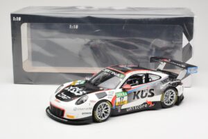 Porsche 911 991.2 GT3 R Kus Team 75 Bernhard #17 M. Ammermüller / M. Jaminet ADAC GT Masters 2017 Minichamps 1:18 155176917 D — Bild 6 von 6