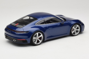 Porsche 911 992 Carrera 4S Blue Metallic Minichamps 1:18 153067327 Druckguss — Bild 2 von 6