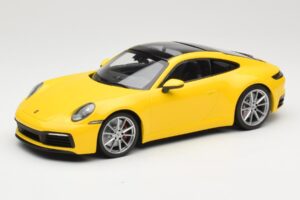 Porsche 911 992 Carrera 4S Gelb Minichamps 1:18 155067320 Druckguss