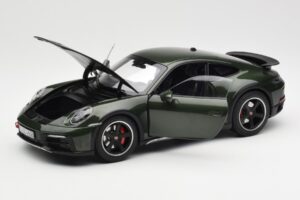 Porsche 911 992 Dakar Oak Grün Metallic Norev 1:18 187241 Druckguss — Bild 2 von 9