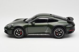 Porsche 911 992 Dakar Oak Grün Metallic Norev 1:18 187241 Druckguss — Bild 5 von 9