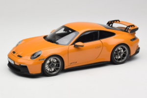 Porsche 911 992 GT3 Bahama Yellow Norev 1:18 187387 Druckguss