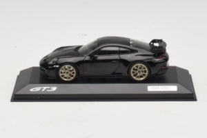Porsche 911 992 GT3 Schwarz Mit Goldenen Felgen Minichamps 1:43 WAP0201520M007 Druckguss