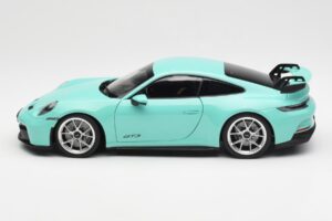 Porsche 911 992 GT3 Mint Grün Norev 1:18 187316 Druckguss — Bild 4 von 8