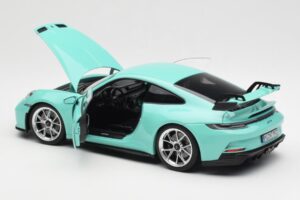 Porsche 911 992 GT3 Mint Grün Norev 1:18 187316 Druckguss — Bild 5 von 8
