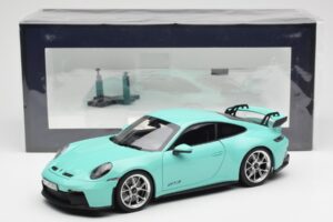 Porsche 911 992 GT3 Mint Grün Norev 1:18 187316 Druckguss — Bild 8 von 8