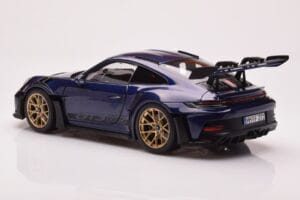Porsche 911 992 GT3 RS Gentian Blau Metallic Norev 1:18 187363 Druckguss — Bild 7 von 8