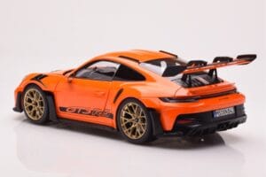 Porsche 911 992 GT3 RS Gulf Orange Norev 1:18 187360 Druckguss — Bild 7 von 8