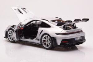 Porsche 911 992 GT3 RS Ice Grau Norev 1:18 187359 Druckguss — Bild 5 von 8