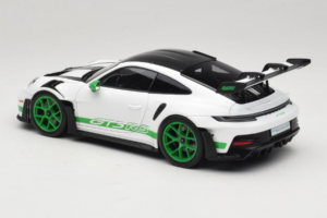 Porsche 911 992 GT3 RS Tribute to Carrera RS White Python Green Norev 1:18 187372 Druckguss — Bild 7 von 8