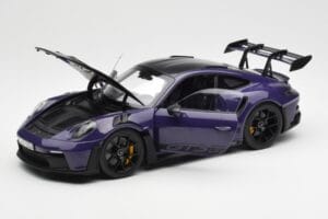 Porsche 911 992 GT3 RS Weissach Package Ultraviolet Norev 1:18 187368 Druckguss — Bild 2 von 8