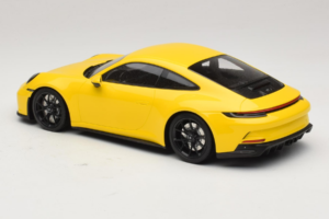 Porsche 911 992 GT3 Touring Gelb Schwarze Felgen Minichamps 1:18 117069021 Druckguss — Bild 5 von 6
