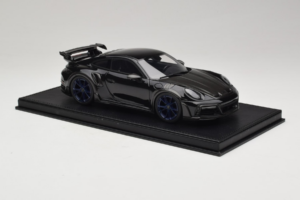 Porsche 911 992 TechArt GTstreet R Schwarz Mit Blauen Rädern TechArt 1:18 REMC009 Resin — Bild 4 von 6
