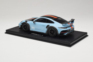 Porsche 911 992 TechArt GTstreet R Gulf Blue TechArt 1:18 REMC010 Resin — Bild 5 von 6