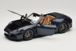 Porsche 911 992.2 Carrera Cabriolet Yachting Blue Norev 1:18 187180 Druckguss — Bild 2 von 8